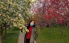 献b门 庄巧涵图片